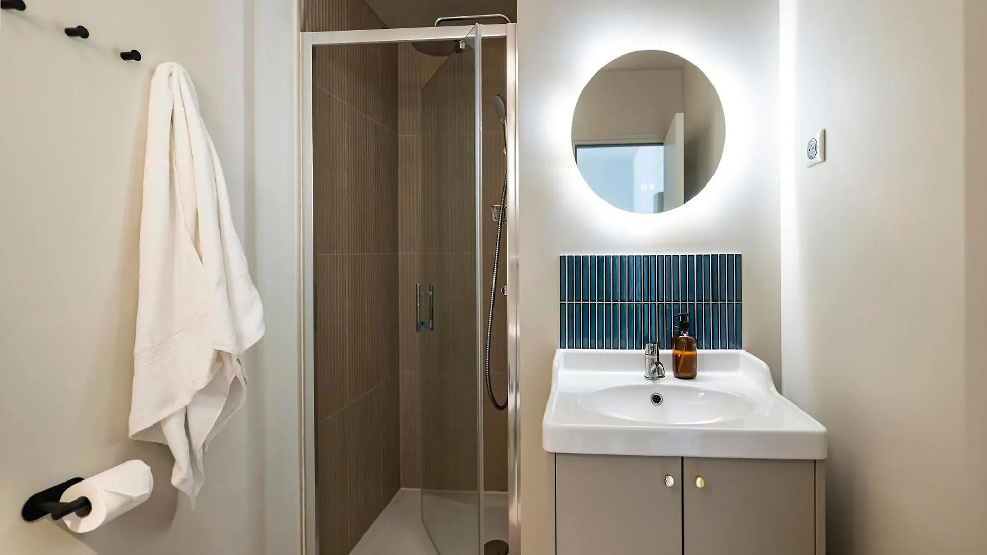 Apartment - Mall Room - Duke Housing Creteil